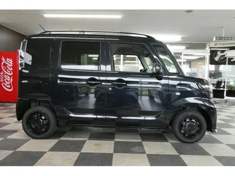 Suzuki Spacia Base