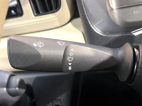 Daihatsu Mira Tocot