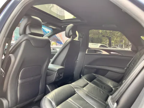 Lincoln MKZ