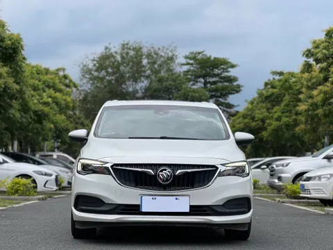 Buick GL6