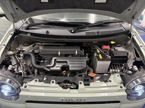 Daihatsu Mira Tocot