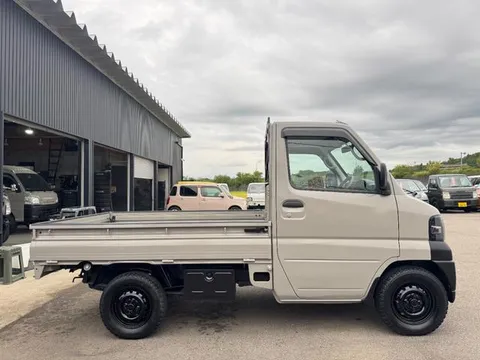 Mitsubishi Minicab Truck