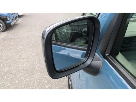 Suzuki Spacia Base