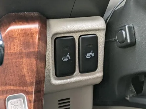 Toyota Pixis Joy