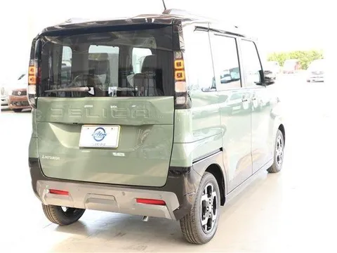 Mitsubishi Delica Mini