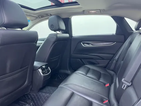 Cadillac XTS