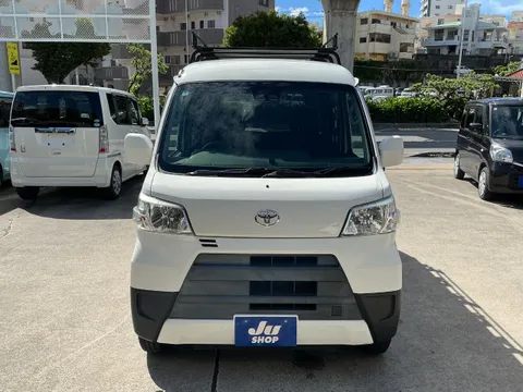 Toyota Pixis Van