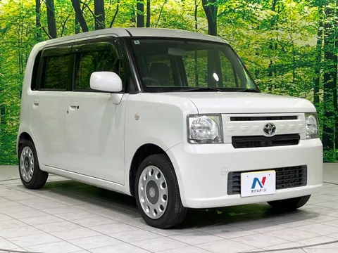 Toyota Pixis Space