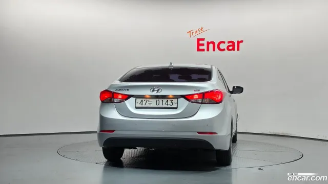 Hyundai Elantra (Avante)
