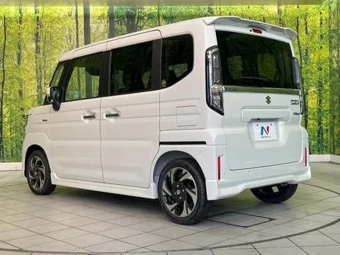 Suzuki Spacia Custom