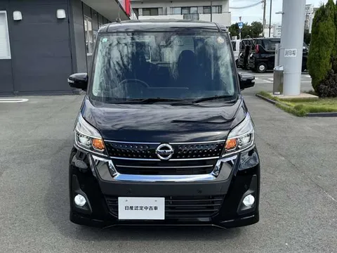 Nissan Dayz Roox