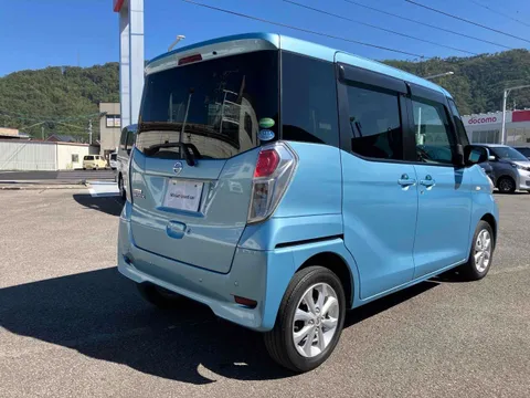 Nissan Dayz Roox