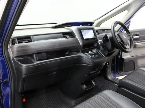 Honda Freed Plus