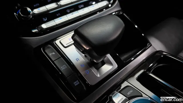 Genesis G90 (EQ900)