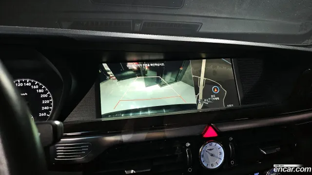 Genesis G90 (EQ900)