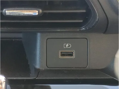 Mitsubishi eK X