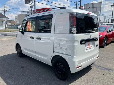 Suzuki Spacia Base