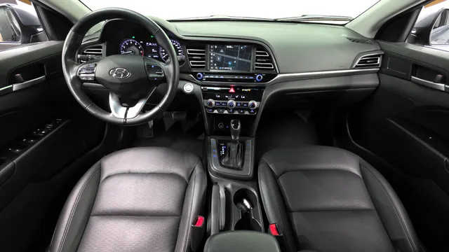 Hyundai Elantra (Avante)