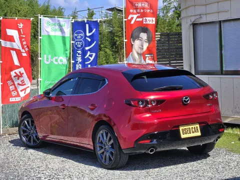 Mazda MAZDA3 Fastback