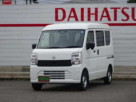 Nissan Clipper Van