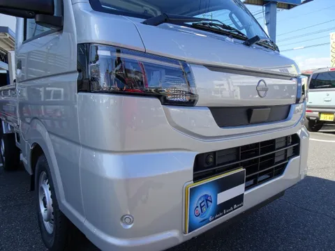 Nissan Clipper Truck