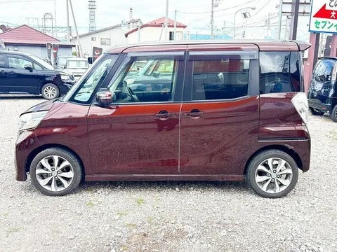 Nissan Dayz Roox
