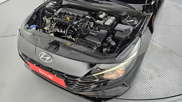 Hyundai Elantra (Avante)