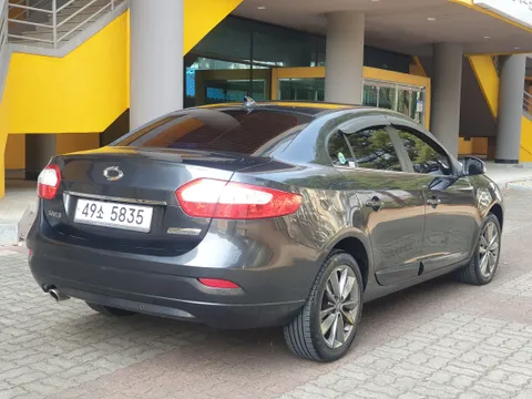 Renault SM3