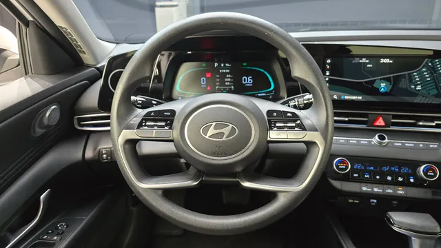 Hyundai Elantra (Avante)