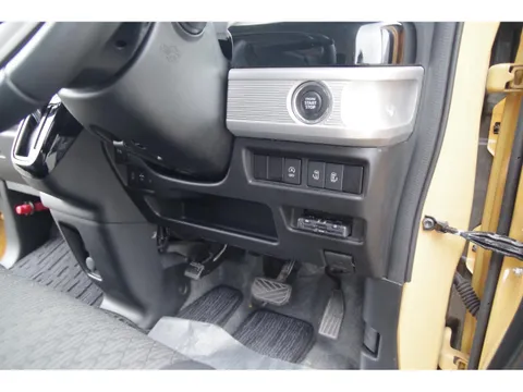 Suzuki Spacia Custom