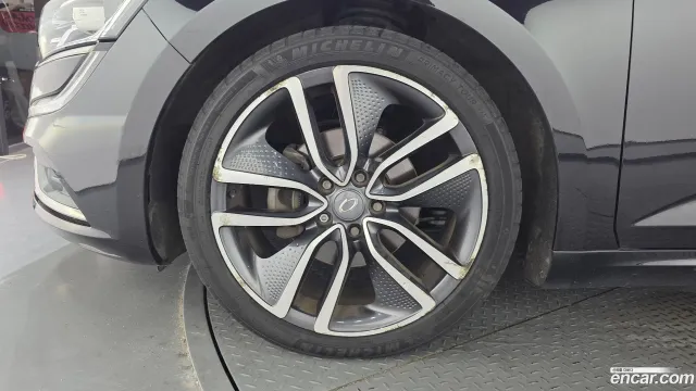 Renault Talisman (SM6)