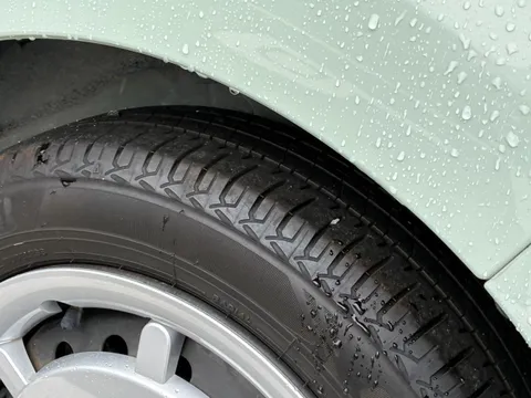 Daihatsu Mira Tocot