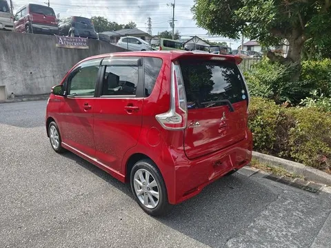 Mitsubishi eK Custom