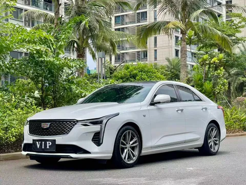 Cadillac CT4