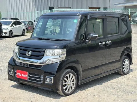 Honda N-BOX Custom
