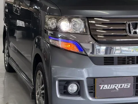 Honda N-BOX Plus Custom