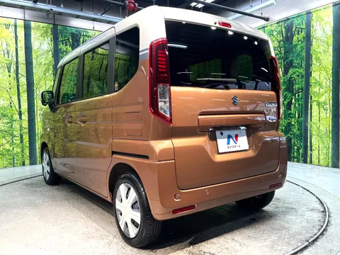 Suzuki Spacia