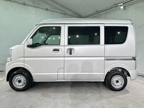 Nissan Clipper