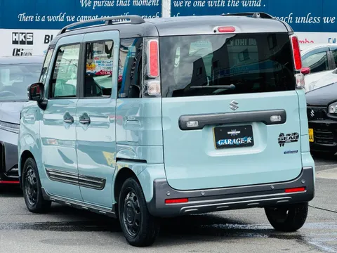 Suzuki Spacia Gear