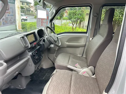 Nissan Clipper