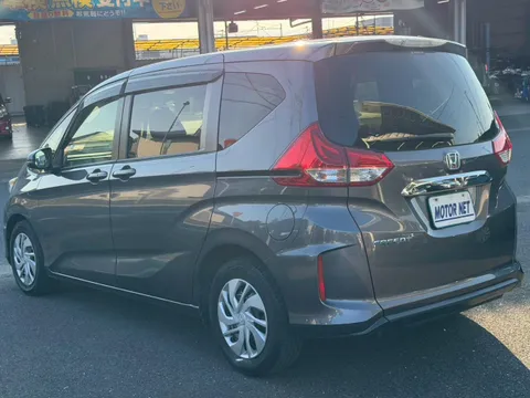 Honda Freed Plus