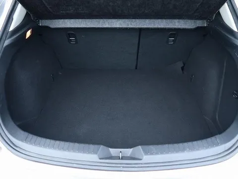 Mazda Axela Sport