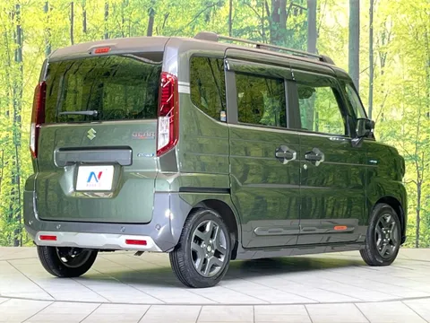 Suzuki Spacia Gear