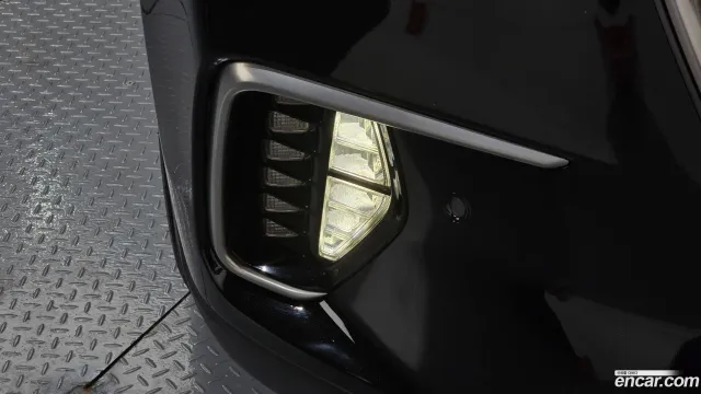 Hyundai Grand Santa Fe (Maxcruz)