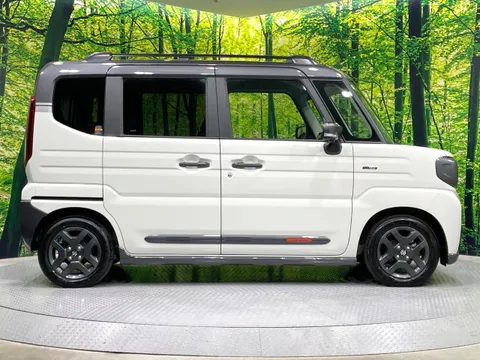 Suzuki Spacia Gear