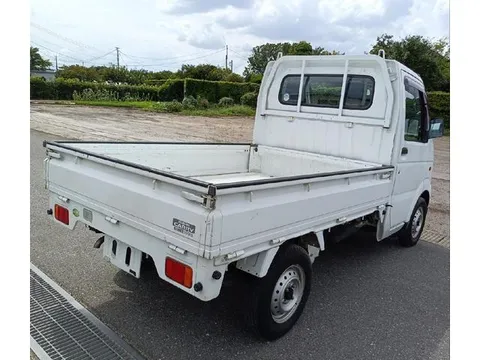 Mazda Scrum Truck