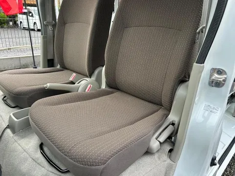 Mitsubishi Minicab Van
