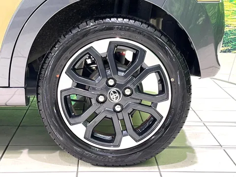 Toyota Pixis Joy