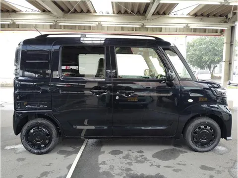 Suzuki Spacia Base