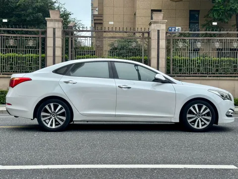 Hyundai Mistra